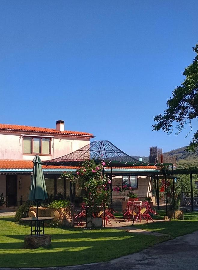 Casa Rural Del Corral 말파르티다데플라센시아 외부 사진