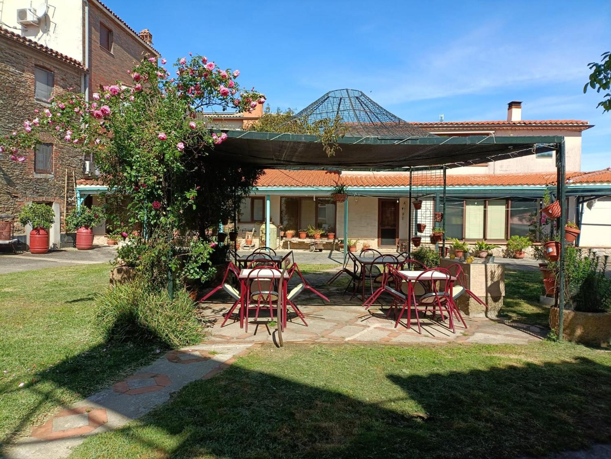 Casa Rural Del Corral 말파르티다데플라센시아 외부 사진