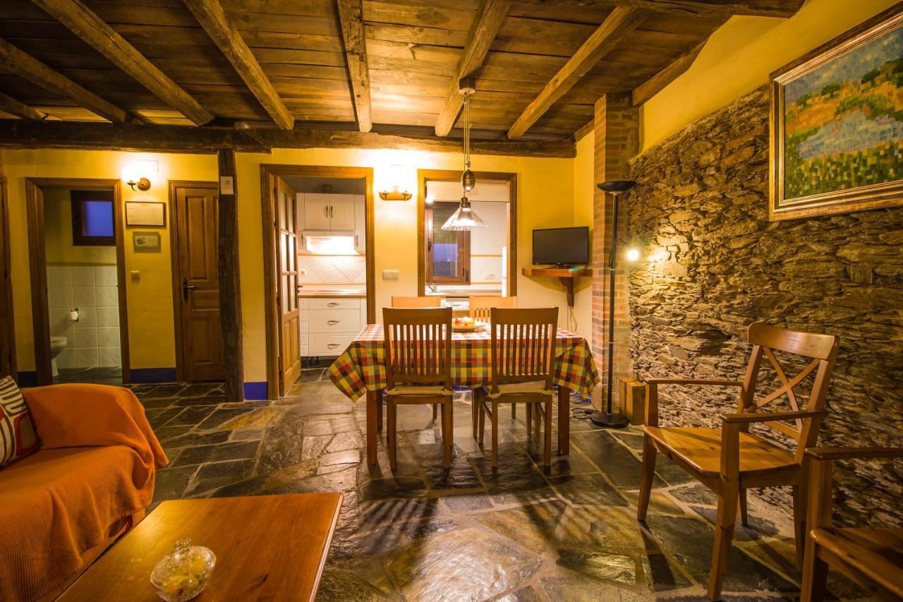 Casa Rural Del Corral 말파르티다데플라센시아 외부 사진