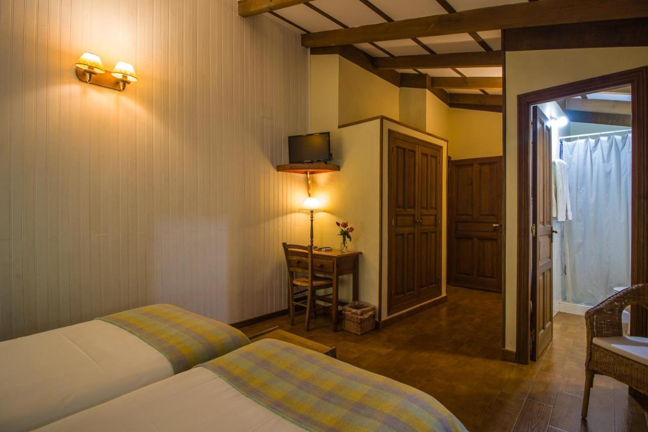 Casa Rural Del Corral 말파르티다데플라센시아 외부 사진