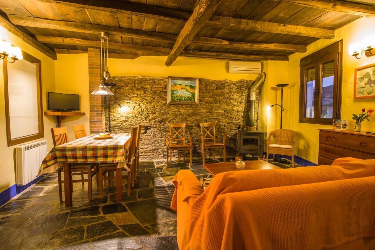 Casa Rural Del Corral 말파르티다데플라센시아 외부 사진